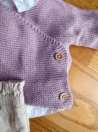 Conjunto chaqueta punto, blusa y ranita