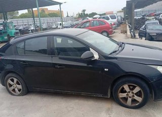 Puerta trasera izquierda chevrolet cruze ls 467341