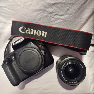 Camara canon eos rebel t6 o 1300D + dos baterias