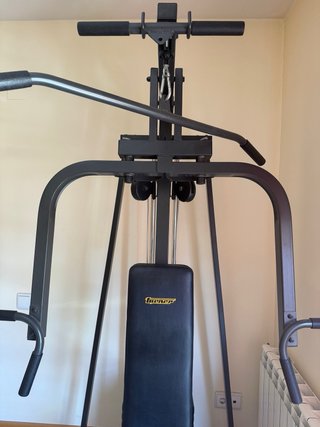 Plataforma Vibratoria. Máquina pesas y Bike