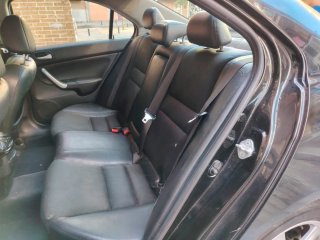 Honda Accord 2.2 ictdi mecánica muy fiable verlo..