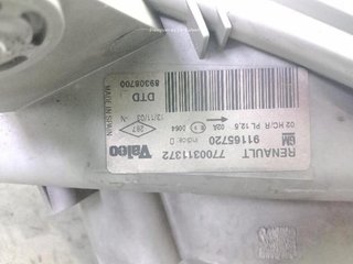 Faro derecho renault 22608901 7700311372 trafic ii