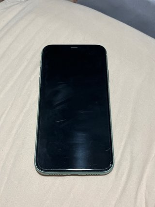 iPhone 11 Apple