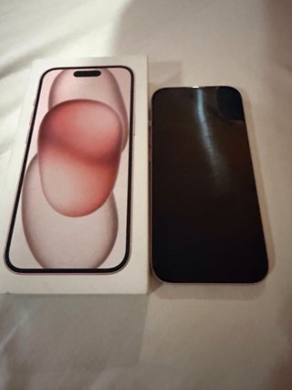 iPhone 15 256GB