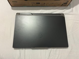 Portátil MSI Cyborg 15 A13V Solo tres meses de uso