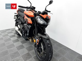 TRIUMPH STREET TRIPLE 765 R A2 2024 17642 kms.