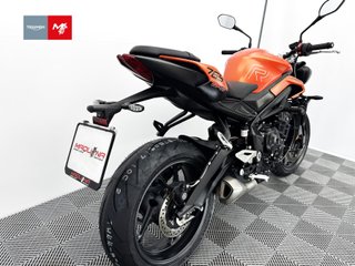 TRIUMPH STREET TRIPLE 765 R A2 2024 17642 kms.