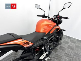 TRIUMPH STREET TRIPLE 765 R A2 2024 17642 kms.