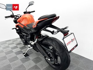TRIUMPH STREET TRIPLE 765 R A2 2024 17642 kms.