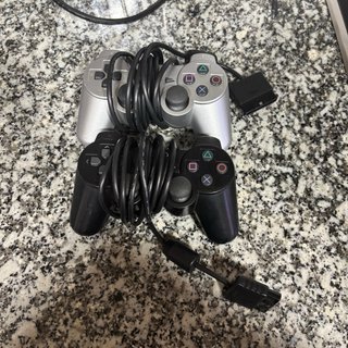 Consola Sony PlayStation 2 (PS2) con 2 Mandos