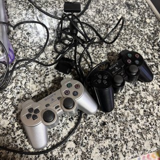 Consola Sony PlayStation 2 (PS2) con 2 Mandos