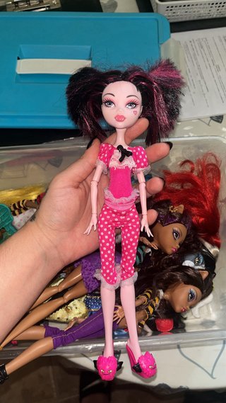 Muñeca Monster High Draculaura Pijama