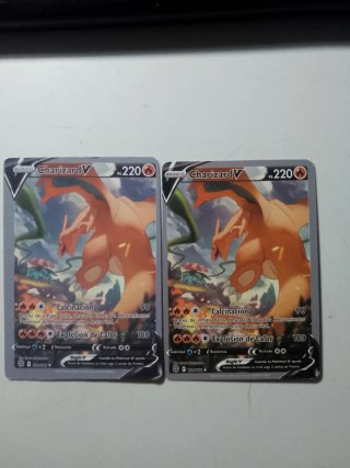 Cartas Pokémon Charizard V (2 unidades)