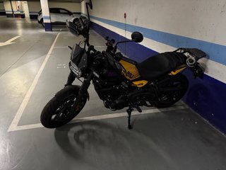 Royal Enfield Guerrilla 450 (2024)