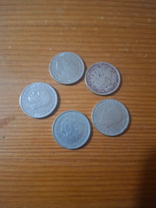 Lote Billetes y Monedas Mundo