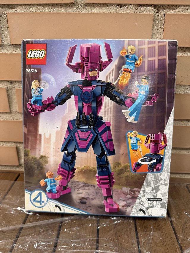 LEGO Marvel Fantastic Four vs Galactus