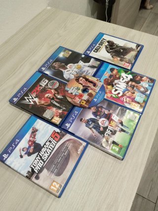 Lotto 6 Giochi PS4 + GTA V omaggio