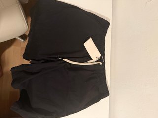 Bermuda Negra Talla 36