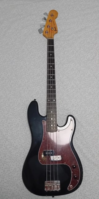 Bajo Eléctrico Fender Precision Bass