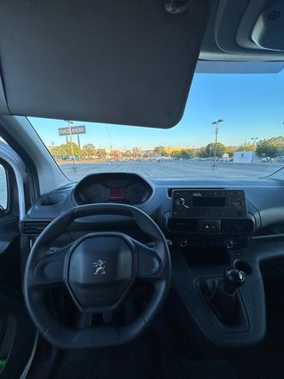 Peugeot Partner 2021