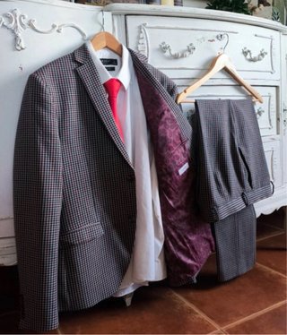 Traje de cuadros