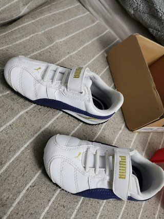 Zapatillas Bebé Puma Blancas