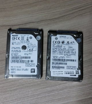 2 Discos Duros 2.5 SATA 750GB + 250GB