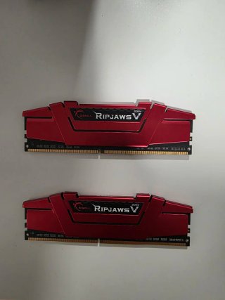 Memoria ram DDR4 16GB (8GBx2)