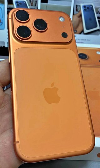 iPhone 17 Pro Max Naranja