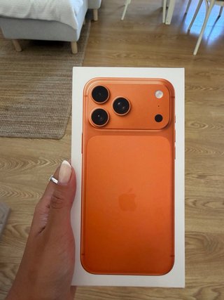 iPhone 17 Pro Max Naranja