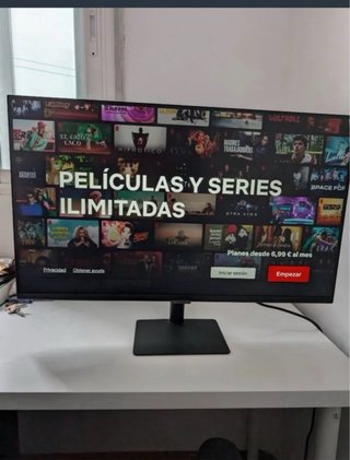 Samsung smart monitor m7 4k 32”