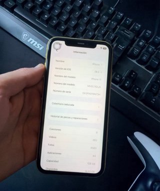 iPhone 11 Amarillo