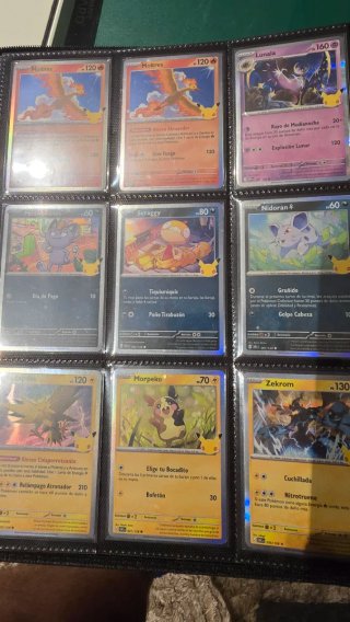 Lote de 10 Cartas Pokémon 30 Aniversario