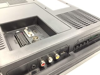 televisor lcd 16” oki v16a