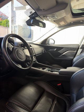 Jaguar F-Pace 2017