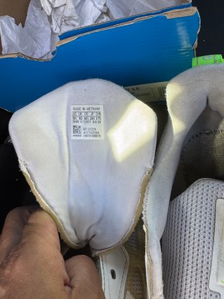 Tênis Adidas Verde e Branco