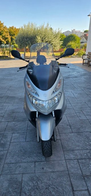 Suzuki Burgman 125cc