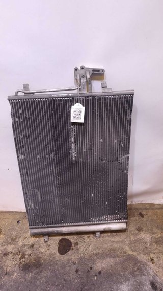 CONDENSADOR / RADIADOR  AIRE ACONDICIONADO Ford C-MAX (CB7)(2010->)