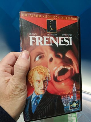 7 cintas VHS, del maestro del suspense Alfred Hitchcock