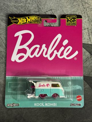 Hot Wheels Barbie Kool Kombi