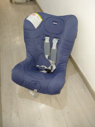 Silla coche Chicco reclinable hasta 18 kilos