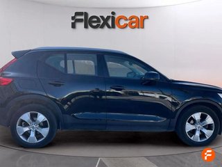 Volvo XC40 1.5 T2 Momentum