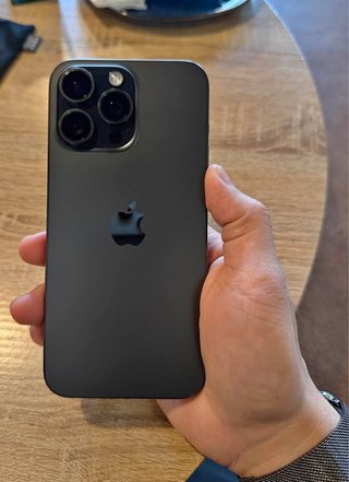 iPhone 15 Pro Max