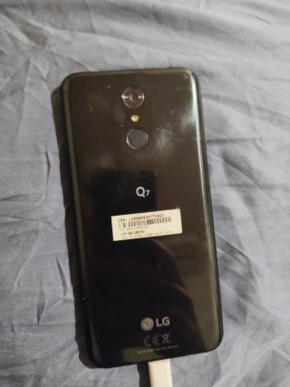 LG Q7 Negro