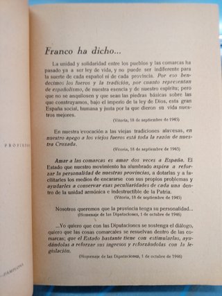 Navarra Foral siempre española _ J. Gúrpide. Ed. Aramburu, 1953.