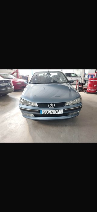 Peugeot 406 2002