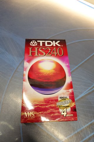 Cinta VHS TDK HS240 Nueva