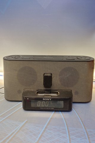 Altavoces, Radio Reloj Sony ICF-CS10IPMK2 Negro, con base para Ipod
