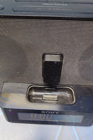 Altavoces, Radio Reloj Sony ICF-CS10IPMK2 Negro, con base para Ipod