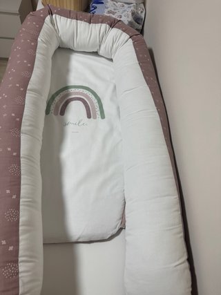 Nido Reductor para Bebé  marca Bonjour Bebé